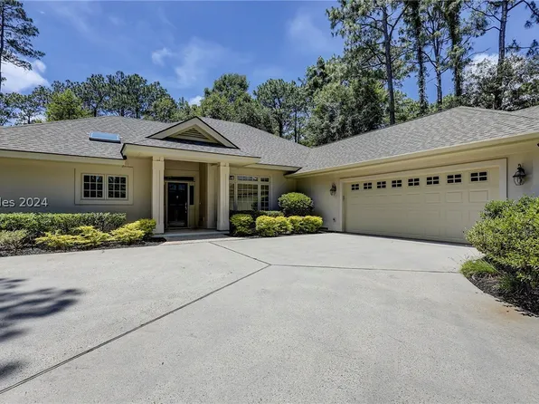 48 Big Woods Dr, Hilton Head Island, SC 29926