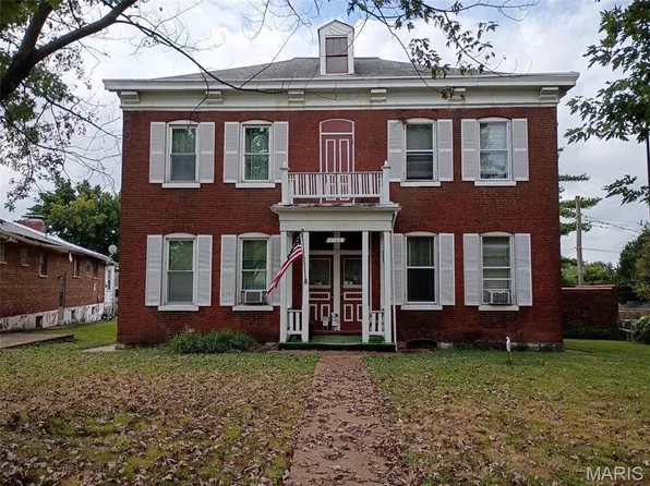 6704 Clayton Ave, Saint Louis, MO 63139