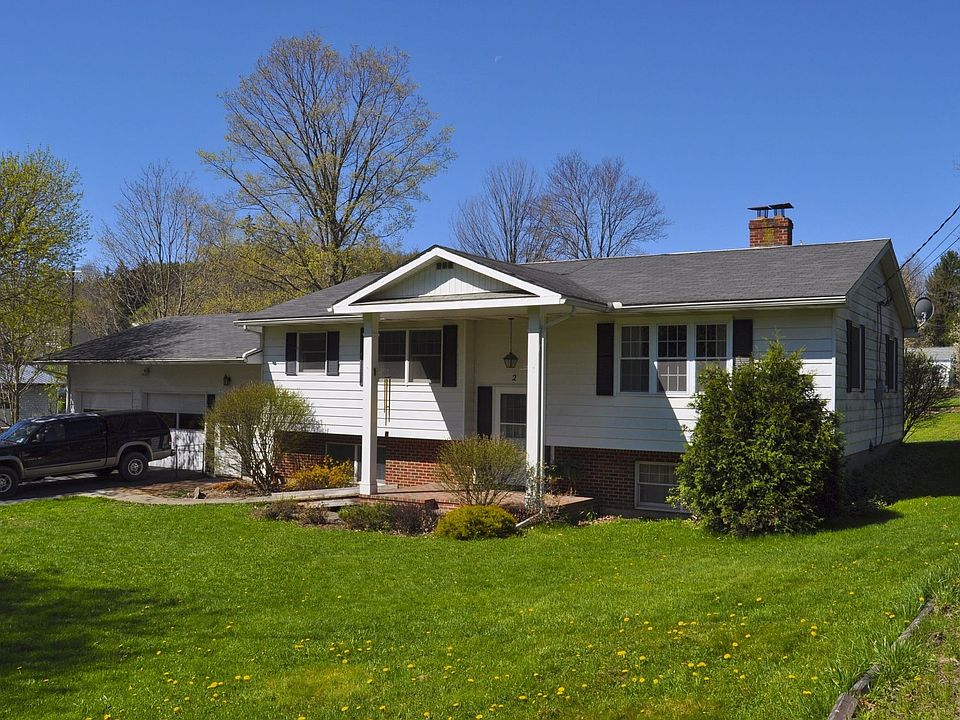 1st image of 2 Calkins Ln