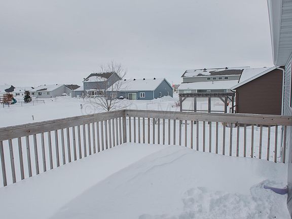 5th image of 3236 4th Ave N