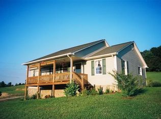 1095 Fox Ford Rd, Greeneville, TN 37743