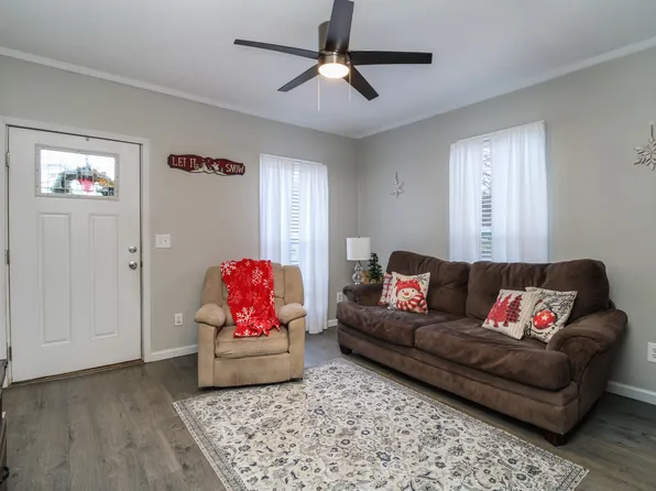 110 Harmar St, Marietta, OH 45750