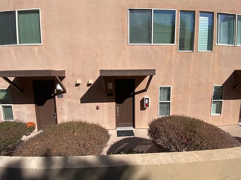 172 Mar Vista Dr — Photo 1