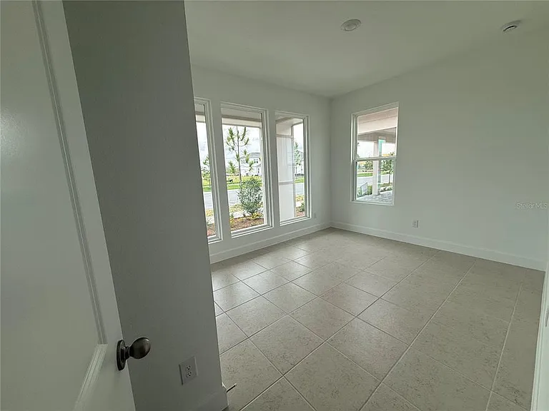 2949 Sailhouse Dr — Photo 9