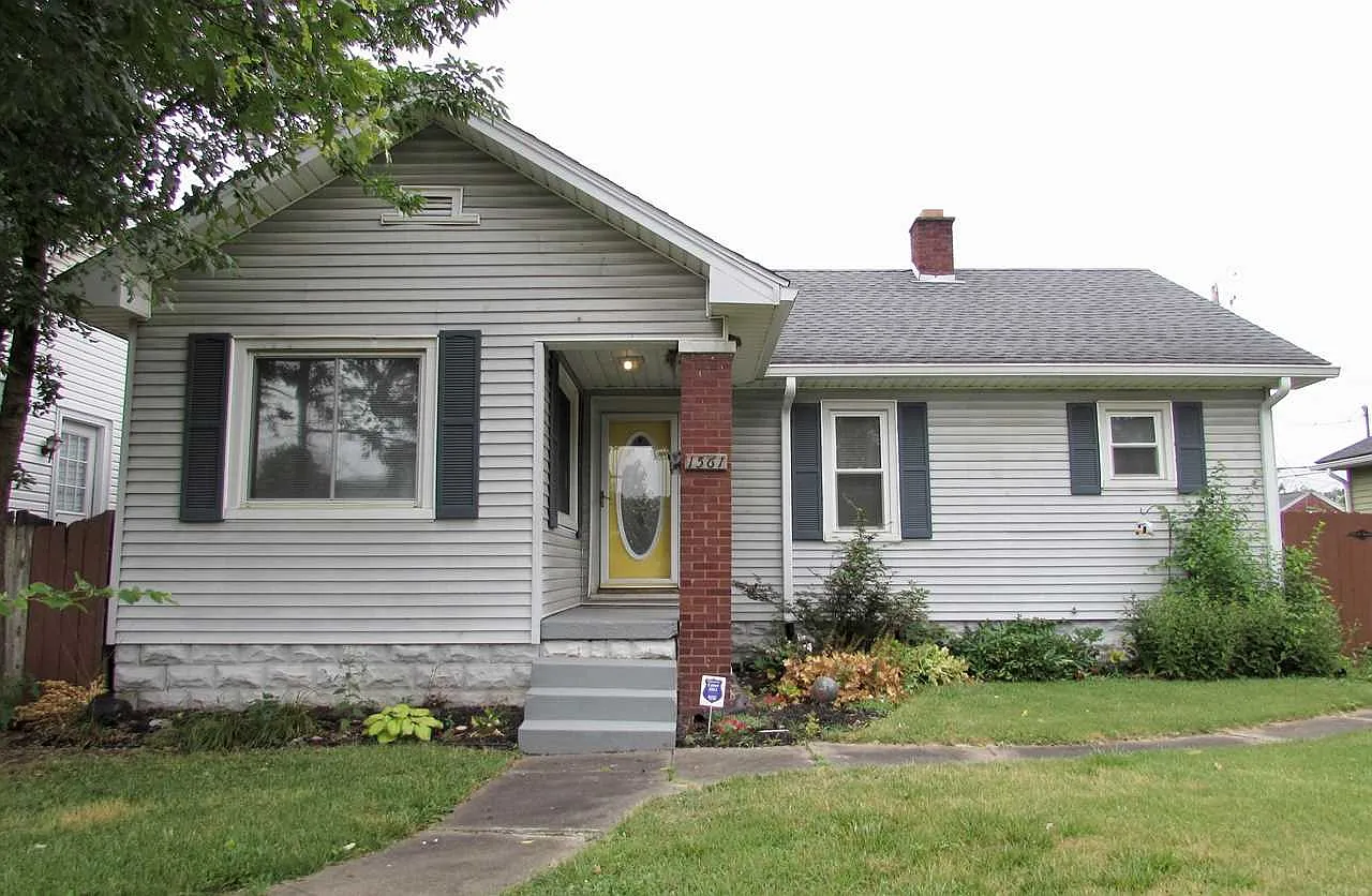 1561 Lodge Ave photo 1