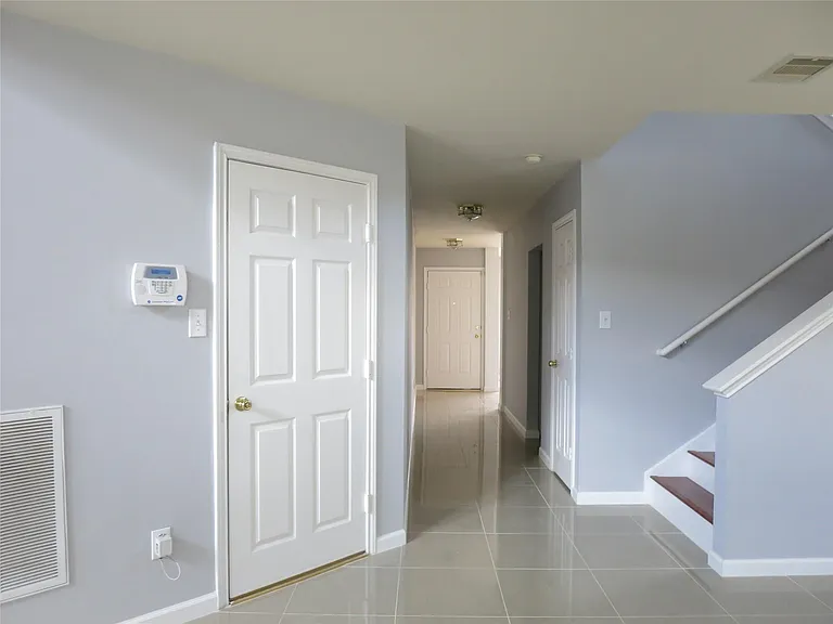 6326 Sunlit Orchard Dr — Photo 2