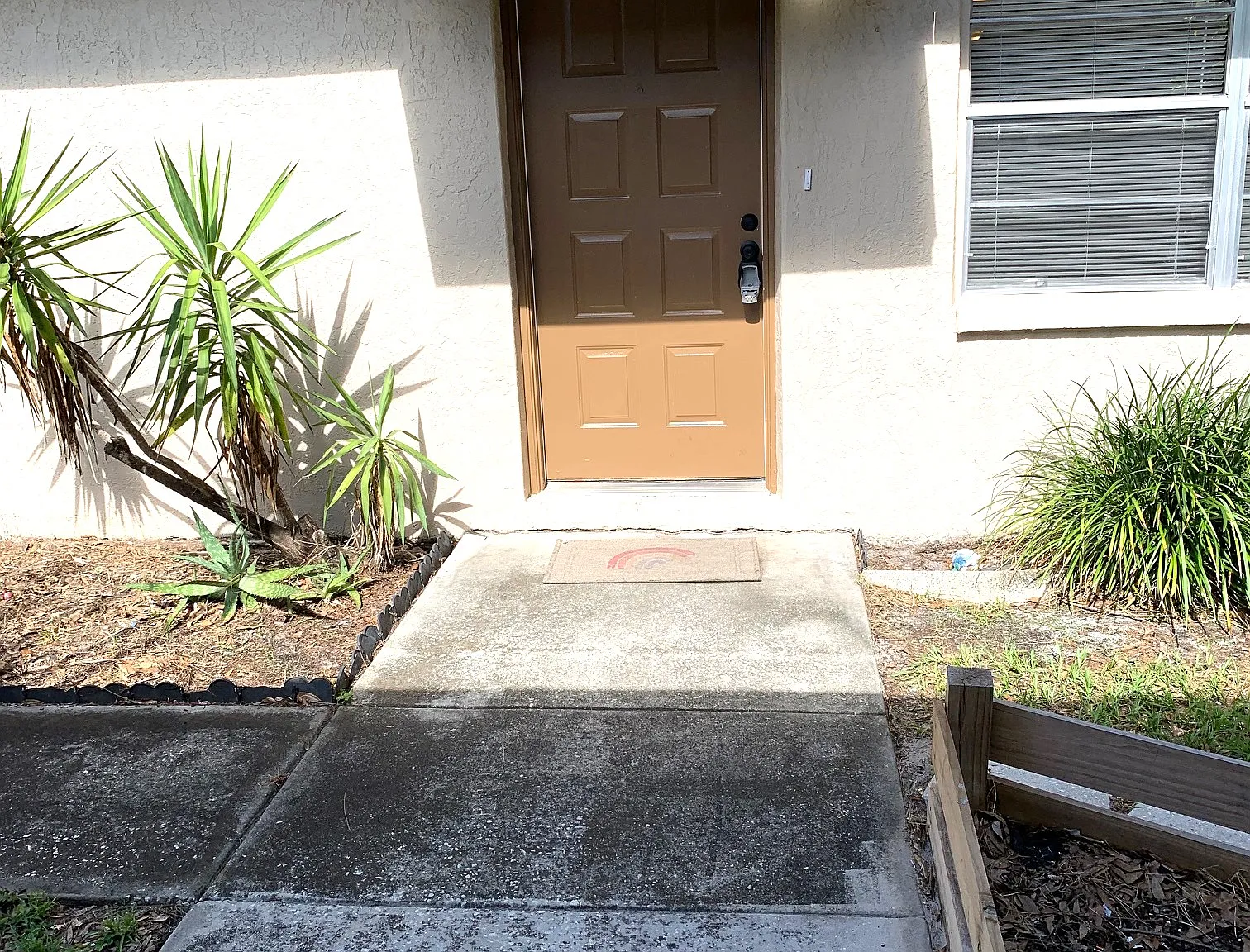 2 bed, 1000 sqft, $2,025 — Photo 3