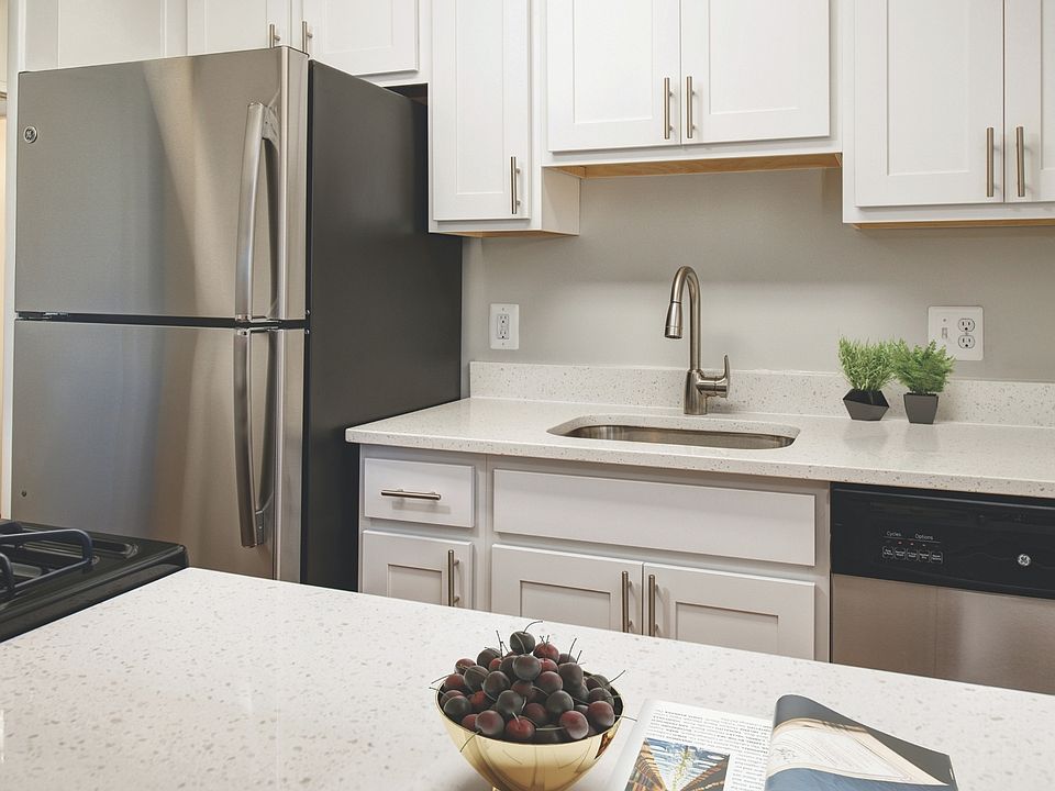 Renovated kitchens with premium finishes are available for upgrade. Ask the leasing team for more details.