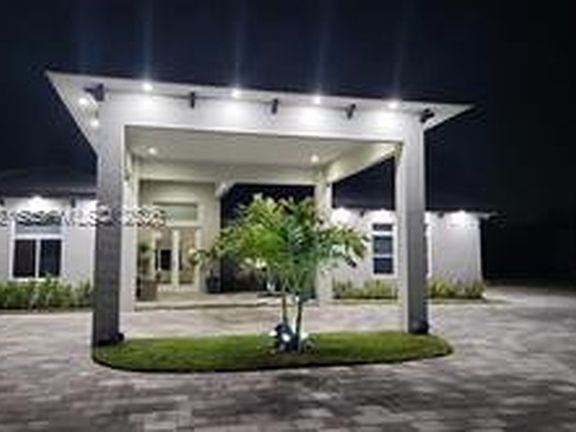 3rd image of 17575 SW 280th St #1