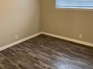 1809 on Cox Apartments, Carrollton, TX 75006