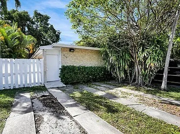 (undisclosed Address), Miami, FL 33136