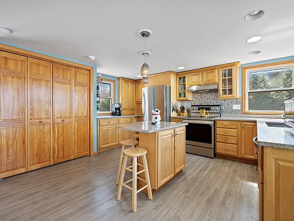 5th image of 311 Woodland Avenue