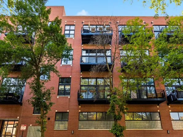 1934 N Washtenaw Ave APT 207, Chicago, IL 60647