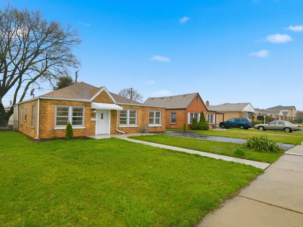 4438 Wesley Ter, Schiller Park, IL 60176