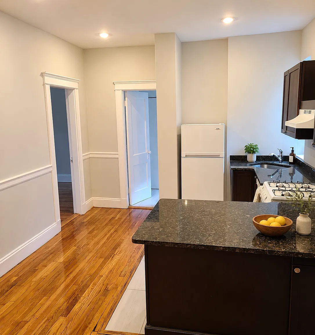 2 bed, 700 sqft, $2,840 — Photo 2