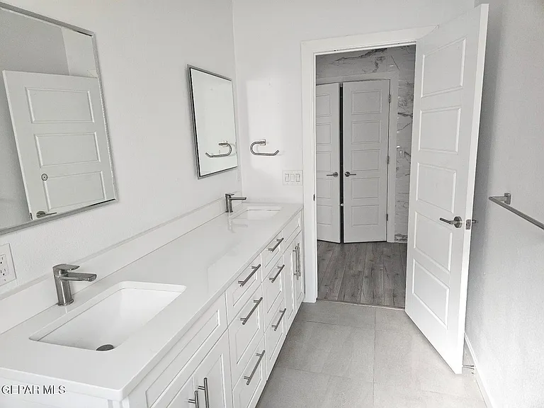 10000 Honolulu Dr — Photo 14