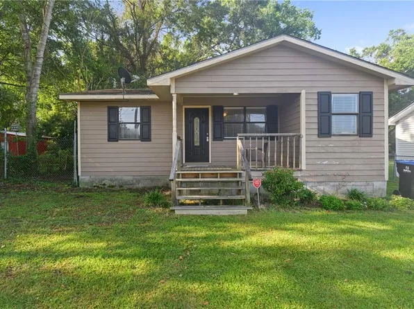 511 W Lee St, Chickasaw, AL 36611