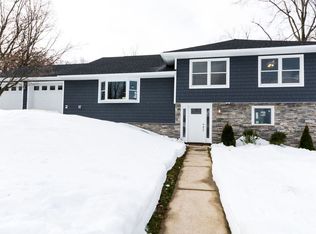 35 Rockledge Pl, Cedar Grove, NJ 07009