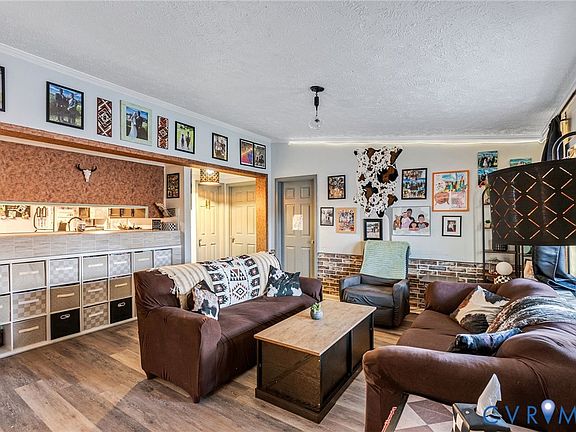 4th image of 730 5th St SW