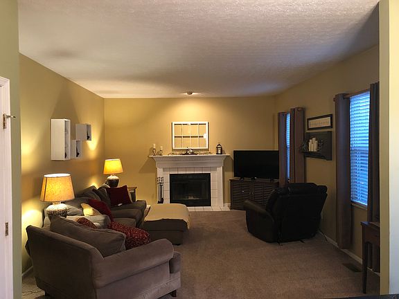 4th image of 404 Lockmead Dr
