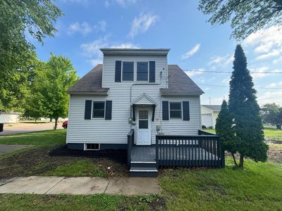 433 2nd St NE, Buffalo Lake, MN, 55314