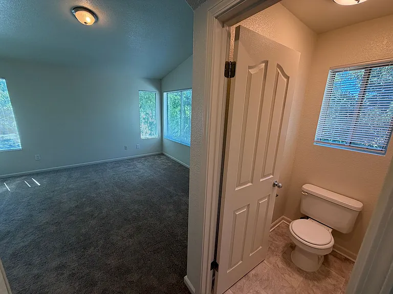 2821 Babson Dr — Photo 30