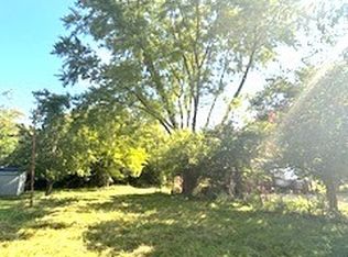 29/303 Woodhaven Dr E, Sublette, IL 61367