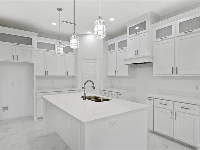 3121 E Kennedy Ave — Photo 21