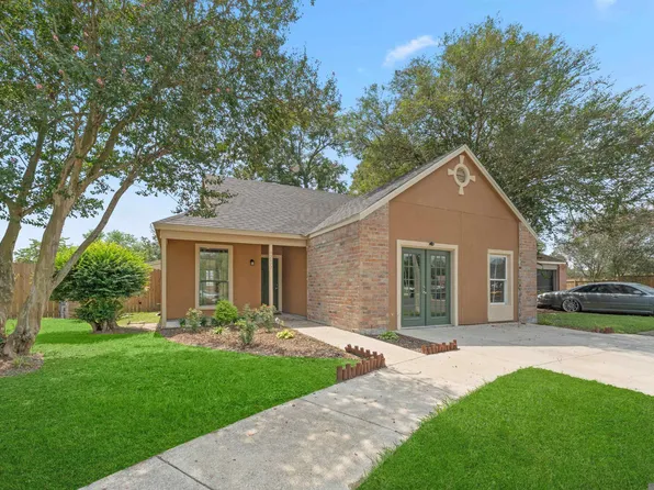 2477 Creekside Dr, Baton Rouge, LA 70810