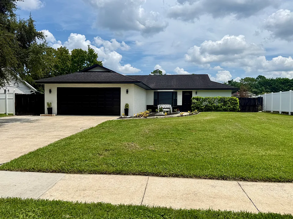 1633 Martinsville Ct