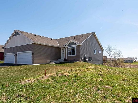 3rd image of 1059 Sakatah Ct