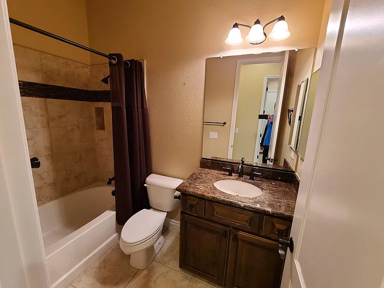 1714 E Alegria Rd — Photo 34