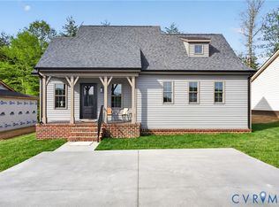 211 Zion Dr, Farmville, VA 23901