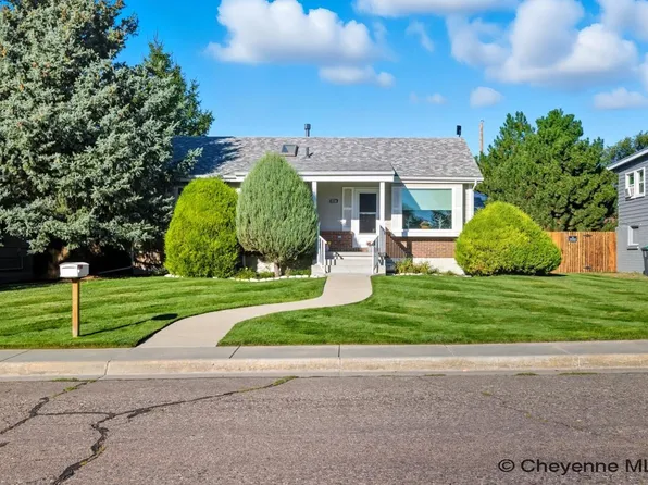5720 Bourne Pl, Cheyenne, WY 82009