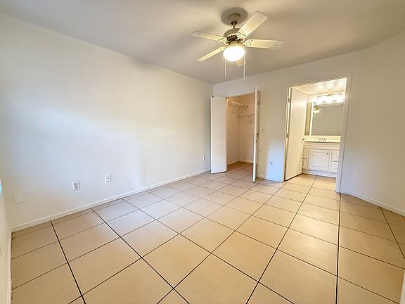 3rd image of 8101 W Flamingo Rd Unit 1068