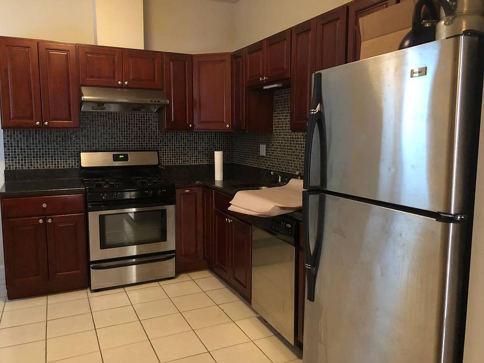 1st image of 1416 S 18th St #1A