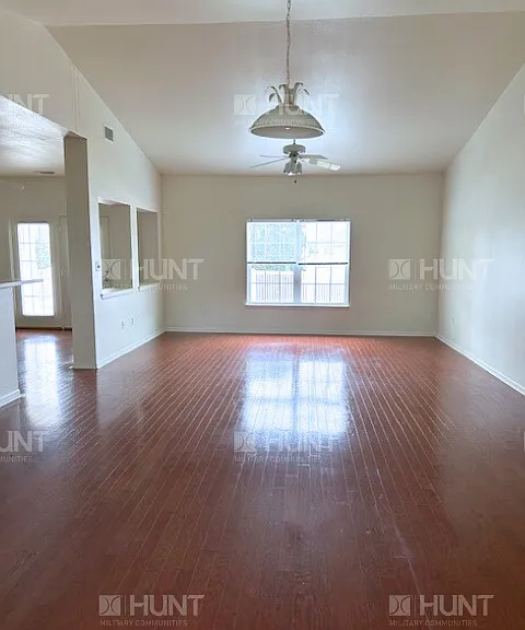 8009 Pistachio Pl — Photo 2