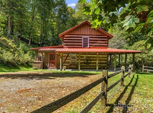 333 Village Ln #10, Mars Hill, NC 28754