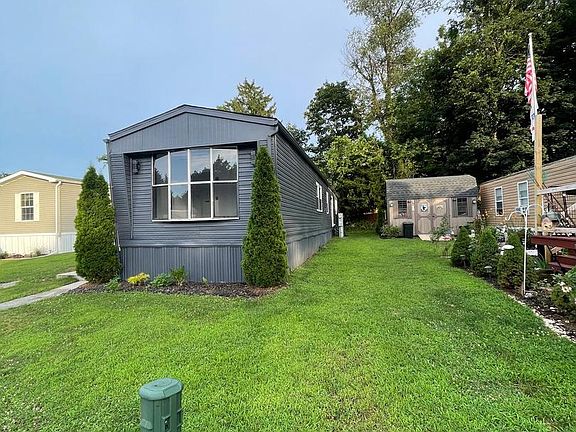 3rd image of 321 Lewis Rd