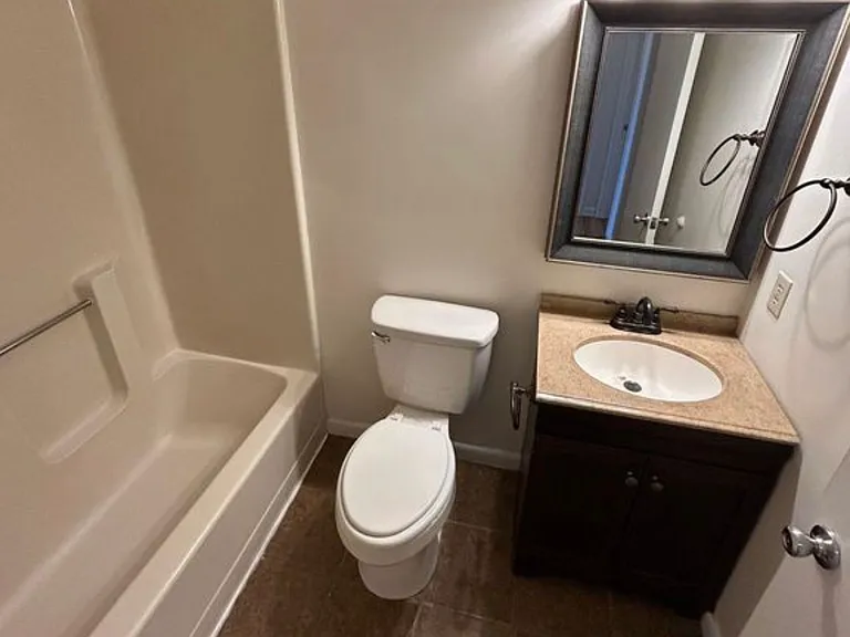1336 Bradley Dr — Photo 7