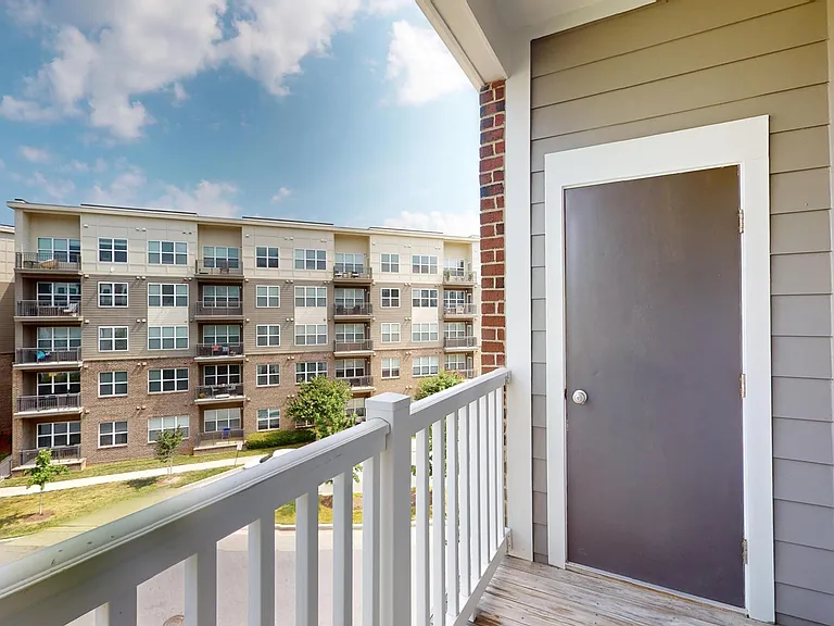 The Quarters at Towson Town Center — Photo 97