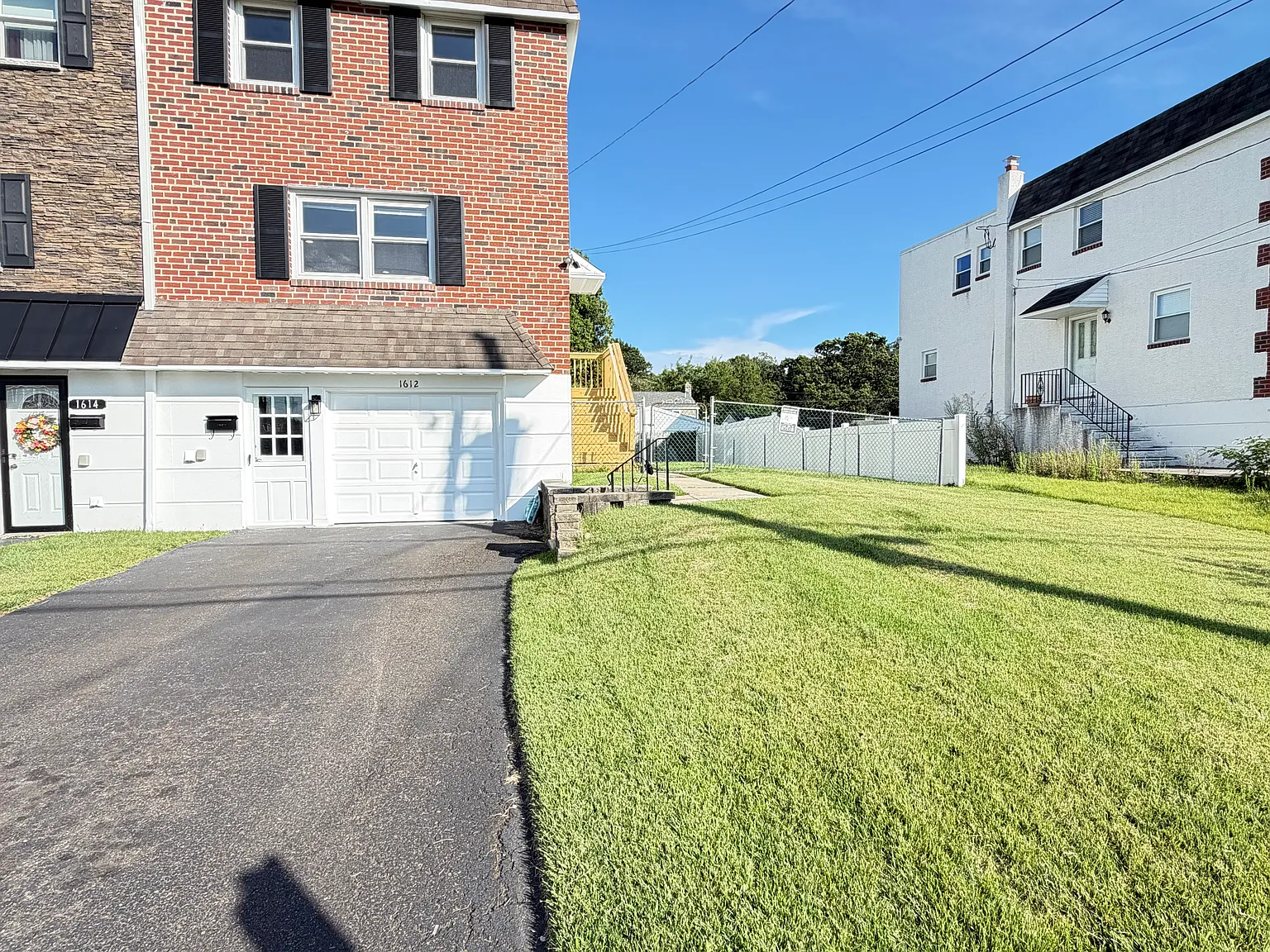 3 bed, 1440 sqft, $2,500 — Photo 4