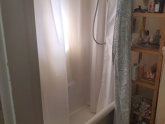 4th image of 2712 Grove Ave APT 10