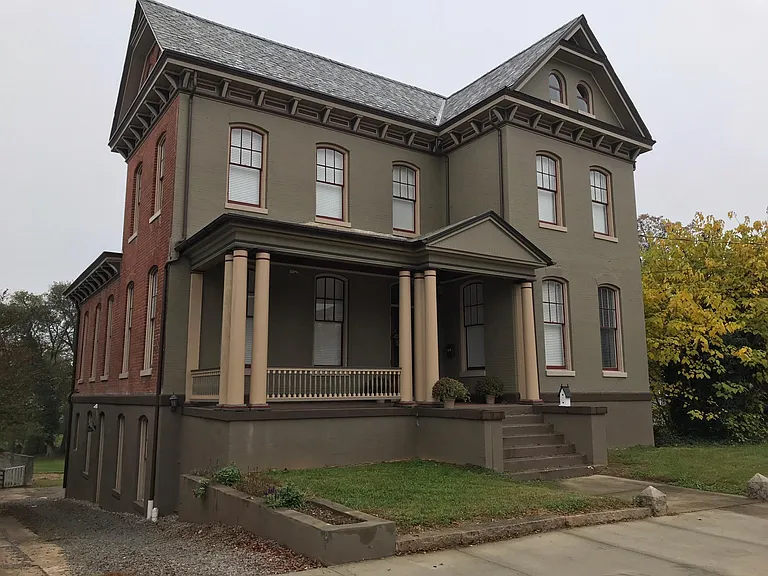 841 Main St #A — Photo 1