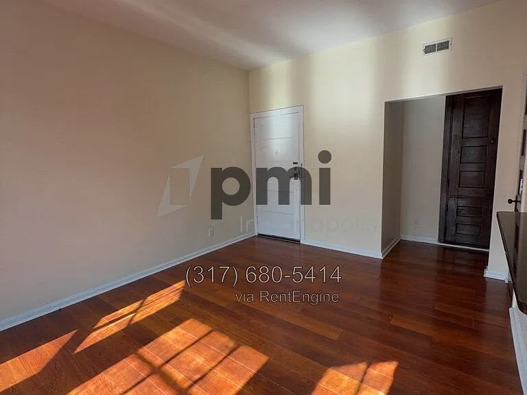 Indy Downtown Colonial Apartments — Photo 39