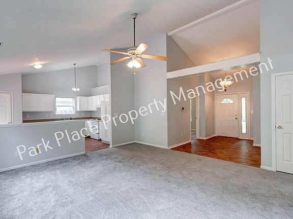 5th image of 11325 Sweetleaf Dr