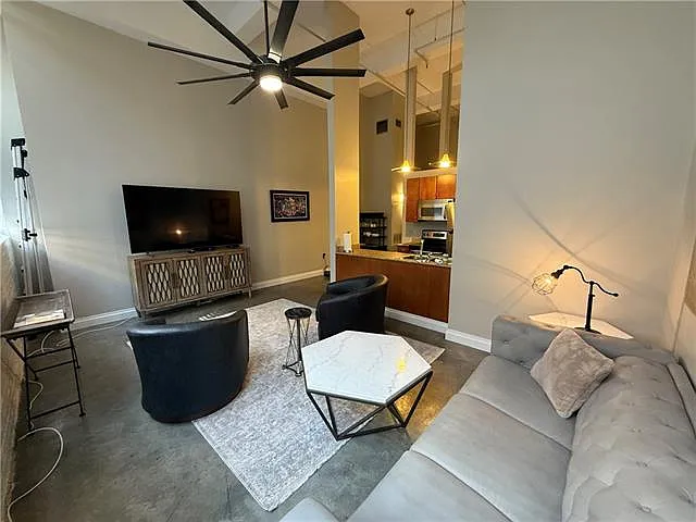 920 Poeyfarre St #107 — Photo 9
