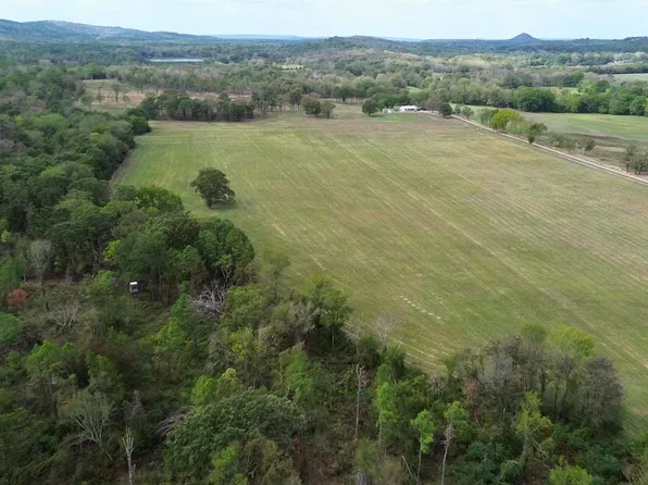 142 Moores Mill Rd, Charleston, AR 72933