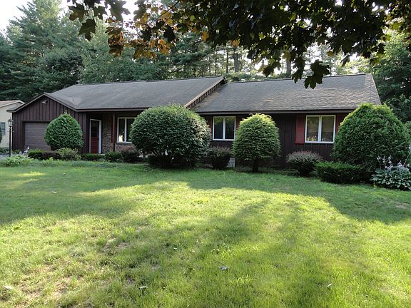 2nd image of 19 Helen Dr