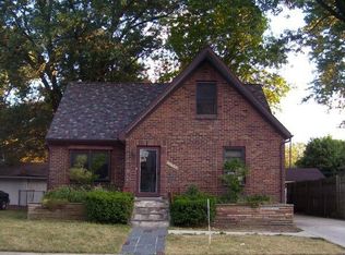 15520 N Park Ave, Eastpointe, MI 48021